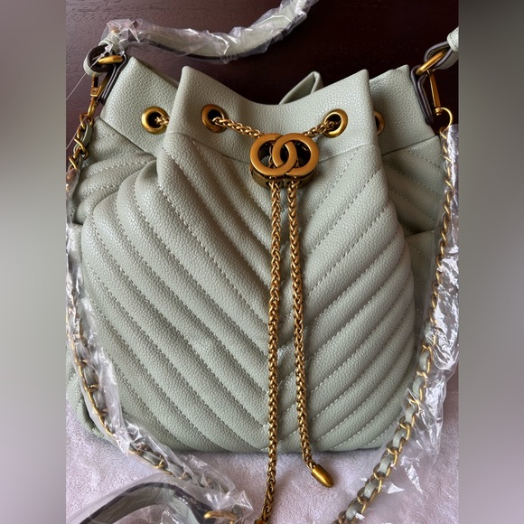 ๐ STUNNING MINT BAG ๐ - Picture 2 of 5
